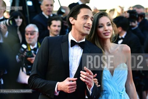 Lattore americano Adrian Brody e Lara Lieto alla prima del film Il fantasma dIsmaele, film dapertura del 70° Festival del Cinema di Cannes; Cannes, 17 maggio 2017. US actor Adrien Brody (L) and Lara Lieto (R) arrive for the screening of the film Les Fantomes dIsmael (Ismaels Ghosts) out of competition and the Opening Ceremony of the 70th annual Cannes Film Festival in Cannes, France on May 17, 2017 ©Monica Cillario/Rosebud2