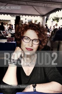 Lattrice francese Andréa Ferréol al Festival del Libro di Nizza ha presentato il suo libro  La passion dans les yeux (La passione negli occhi); Nizza, 3 giugno 2017.  Lactrice française Andréa Ferréol au Nice Festival du  Livre a présenté son livre « La passion Dans les yeux » (La passion dans les yeux); Nice, à 3 Juin, 2017. French actress Andréa Ferréol at the Nice Book Festival presented her book Passion dans les yeux (Passion in the eyes); Nice, 3 June 2017. ©Monica Cillario/Rosebud2