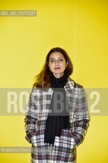 Jhumpa Lahiri, scrittrice statunitense di origine indiana, vincitrice del premio Pulitzer per la narrativa, fotografata a Roma negli spazi della Nuvola: Il suo nuovo romanzo si intitola Dove i trovo, Guanda editore. Roma, 7 dicembre 2018. Jhumpa Lahiri, American writer of Indian origin, winner of the Pulitzer Prize for narrative, photographed in Rome in the spaces of La Nuvola. Rome, December 7th, 2018.