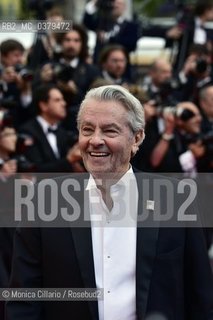 Lattore francese Alain Delon sul red carpet del 72° Festival del cinema di Cannes per ricevere la palma doro alla carriera. Cannes, 19 maggio 2019.
French actor Alain Delon attends the 72nd Annual Cannes Film Festival to receive the golden palm for his career. in Cannes, 19 May 2019.
