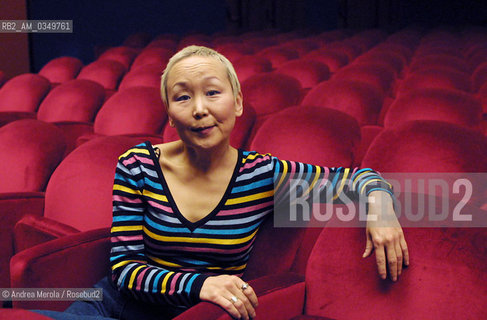 Venice 14 march 2002. Sainkho Namtchylak, russian folk singer from Tuva. ©Andrea Merola/Rosebud2