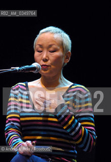 Venice 14 march 2002. Sainkho Namtchylak, russian folk singer from Tuva. ©Andrea Merola/Rosebud2