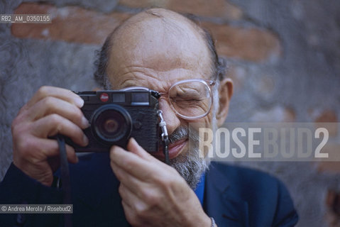 Venice june 1995. Allen Ginsberg, Us poet. ©Andrea Merola/Rosebud2