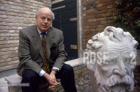 Venice 30/04/1995. Renato Barilli, italian art and literary critic. ©Andrea Merola/Rosebud2