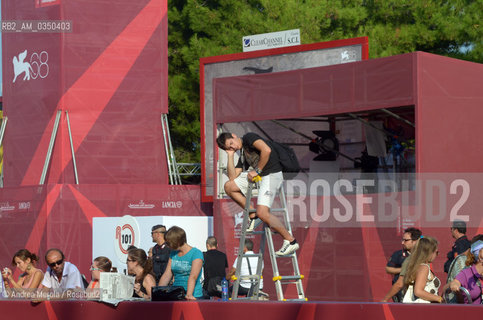 Waiting for the Red Carpet of Golden Lion for Lifetime Achievement in Venice 08 september 2011. The director Marco Bellocchio is the winner of Golden Lion for Lifetime Achievement at the 68th International Film Festival running at Lido in Venice from 31 august to 10 september 2011. ANSA/ANDREA MEROLA ©Andrea Merola/Rosebud2