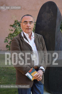 Giovanni Peresson, direttore ufficio studi AIE (Associazione Italiana Editori), posa durante una pausa del XXXIV Seminario di Perfezionamento della UEM, Scuola per Librai di Umberto e Elisabetta Mauri, alla Fondazione Giorgio Cini in Venezia, 27 febbraio 2017. ©Andrea Merola/Rosebud2