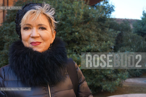 Petra Reski, scrittrice e giornalista, posa durante una pausa del XXXIV Seminario di Perfezionamento della UEM, Scuola per Librai di Umberto e Elisabetta Mauri, alla Fondazione Giorgio Cini in Venezia, 27 febbraio 2017. ©Andrea Merola/Rosebud2