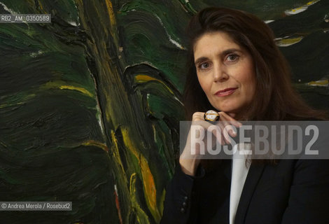 Christine Macel, direttrice di Biennale Ari Visive 2017, posa al termine della conferenza stampa di presentazione delledizione 57 di biennale arte Viva Arte Viva, presso la sede della fondazione La Biennale di Venezia a Cà Giustinian, 6 febbraio 2017..French curator Christine Macel poses at Cà Giustinian, for press conference of Biennale Arte 2017 Viva Arte Viva, 06 february 2017. ©Andrea Merola/Rosebud2