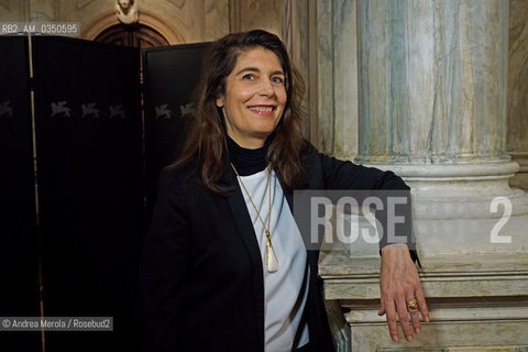 Christine Macel, direttrice di Biennale Ari Visive 2017, posa al termine della conferenza stampa di presentazione delledizione 57 di biennale arte Viva Arte Viva, presso la sede della fondazione La Biennale di Venezia a Cà Giustinian, 6 febbraio 2017..French curator Christine Macel poses at Cà Giustinian, for press conference of Biennale Arte 2017 Viva Arte Viva, 06 february 2017. ©Andrea Merola/Rosebud2