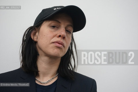 Lartista tedesca Anne Imhof posa nel Padiglione Germania, alla 57° edizione della  Biennale Arte di Venezia, 10 maggio 2017. .German artist Anne Imhof poses inside IGermany Pavilion, at Biennale Modern Art in Venice, may 10, 2017. ©Andrea Merola/Rosebud2