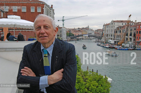 Enrico Crispolti, critico darte, fotografato a Venezia, 3 giugno 2006. ©Andrea Merola/Rosebud2