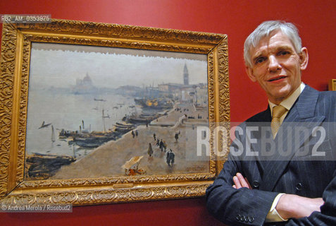 Richard Ormond, critico darte e discendente del pittore John Singer Sargent, posa accanto unopera del suo avo, esposta al Museo Correr di piazza San Marco, Venezia 23 marzo 2007 ©Andrea Merola/Rosebud2