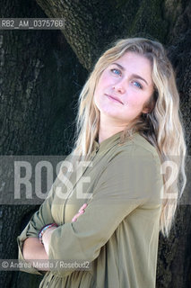 La scrittrice italiana Sofia Viscardi posa in una pausa degli incontri letterari di PordenoneLegge, 20 settembre 2018. Sofia Viscardi presenta il suo ultimo romanzo “Abbastanza”. ©Andrea Merola/Rosebud2