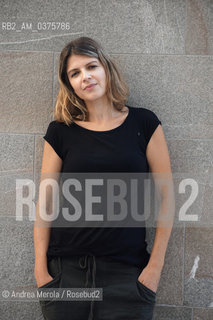 La conduttrice televisiva italiana Sabrina Nobile posa in una pausa degli incontri letterari di PordenoneLegge, 21 settembre 2018. Sabrina Nobile presenta il suo  romanzo di esordio “Per metà fuoco per metà abbandono”. ©Andrea Merola/Rosebud2