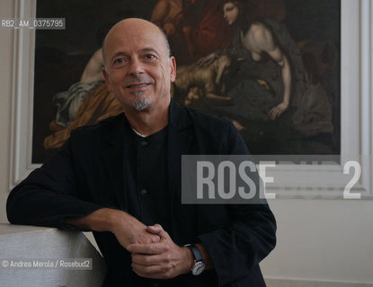 Il filologo italiano Franco Zabagli posa in una pausa degli incontri letterari di PordenoneLegge, 19 settembre 2018. ©Andrea Merola/Rosebud2