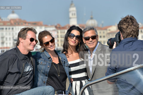 Sx-dx: Rande Gerber, Cindy Crowford,  Amal Alamuddin e George Clooney , a Venezia per sposarsi, fotografati durante la corsa in motoscafo verso lhotel Cipriani, 26 settembre 2014..L-R: Rande Gerber, Cindy Crowford, Amal Alamuddin and George Clooney, in Venice to get married, photographed during the speedboat ride to the hotel Cipriani, 26 September 2014. ©Andrea Merola/Rosebud2