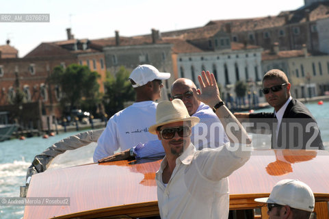 L’attore statunitense Brad Pitt a Venezia, per la Mostra Internazionale d’Arte Cinematografica edizione 65, con il film “Burn After Reading” diretto dai registi statunitensi Joel e Ethan Cohen, Venezia 26 agosto 2008. .The Us actor Brad Pitt in Venice, for the 65th International Film Festival, to premiere the film Burn After Reading directed by US directors Joel and Ethan Cohen, Venice August 26, 2008. ©Andrea Merola/Rosebud2