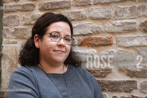 La scrittrice australiana Fiona McFarlane posa per una foto, durante una pausa del festival di letteratura Incroci di Civiltà, a Venezia, 5 aprile 2019..Australian writer Fiona McFarlane poses, during a break in the literature festival Incroci di Civiltà, in Venice, 5 April 2019. ©Andrea Merola/Rosebud2