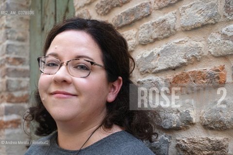 La scrittrice australiana Fiona McFarlane posa per una foto, durante una pausa del festival di letteratura Incroci di Civiltà, a Venezia, 5 aprile 2019..Australian writer Fiona McFarlane poses, during a break in the literature festival Incroci di Civiltà, in Venice, 5 April 2019. ©Andrea Merola/Rosebud2