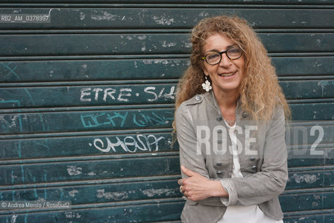 La scrittrice e giornalista Melania G. Mazzucco posa per una foto, durante una pausa del festival di letteratura Incroci di Civiltà, a Venezia, 6 aprile 2019..Italian writer and journalist Melania G. Mazzucco poses, during a break in the literature festival Incroci di Civiltà, in Venice, 6 April 2019. ©Andrea Merola/Rosebud2