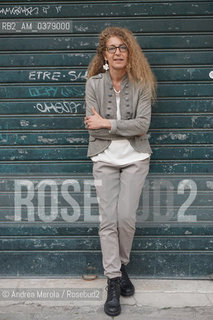 La scrittrice e giornalista Melania G. Mazzucco posa per una foto, durante una pausa del festival di letteratura Incroci di Civiltà, a Venezia, 6 aprile 2019..Italian writer and journalist Melania G. Mazzucco poses, during a break in the literature festival Incroci di Civiltà, in Venice, 6 April 2019. ©Andrea Merola/Rosebud2