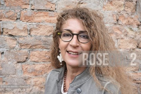 La scrittrice e giornalista Melania G. Mazzucco posa per una foto, durante una pausa del festival di letteratura Incroci di Civiltà, a Venezia, 6 aprile 2019..Italian writer and journalist Melania G. Mazzucco poses, during a break in the literature festival Incroci di Civiltà, in Venice, 6 April 2019. ©Andrea Merola/Rosebud2