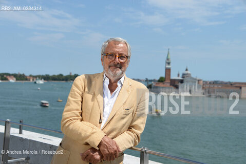 Roberto Cicutto, produttore e critico cinematografico, neo presidente della Biennale di Venezia, posa sulla terrazza di Cà Giustinian, Venezia, 28 luglio 2020. ©Andrea Merola/Rosebud2