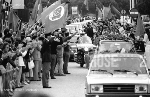 10 giugno 1984 Venezia: morte di Enrico Berlinguer, segretario PCI: il corteo funebre partito da Padova arriva allaeroporto Marco Polo. ©Andrea Merola/Rosebud2