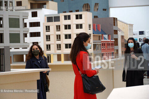 Una panoramica sulle installazioni allestite all’interno del Padiglione Belgio, ai Giardini di Castello, per la diciassettesima edizione di Biennale Architettura, diretta dall’architetto di origine libanese Hashim Sarkis .sul tema “How will We live Together “, a Venezia dal 22 maggio al 21 novembre 2021.                        . ©Andrea Merola/Rosebud2