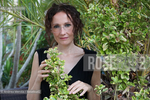 La scrittrice italiana Daniela Ranieri , finalista al premio Campiello 2022 con  “ Stradario aggiornato di tutti i miei baci ” (Ponte alle Grazie), Venezia 28 luglio 2022. ©Andrea Merola/Rosebud2