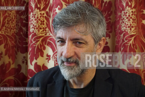 Antonio Pascale, finalista alla 60°edizione del premio letterario Campiello col romanzo  La Foglia di Fico, storie di alberi, foglie, uomini  ( Einaudi ), Venezia 3 settembre 2022. ©Andrea Merola/Rosebud2