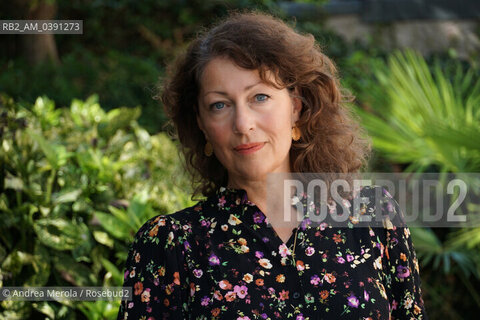 La scrittrice e giornalista svedese Elisabeth Asbrink a PordenoneLegge ha presentato  la sua ultima opera “ Abbandono“ (Iperborea), Pordenone 16 settembre 2022. ©Andrea Merola/Rosebud2