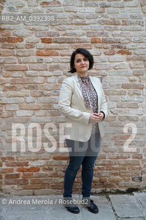 La scrittrice e giornalista iraniana Nasim Marashi al Festival Internazionale di Letteratura “Incroci di Civiltà”, sedicesima edizione, Venezia 30 marzo 2023. ©Andrea Merola/Rosebud2