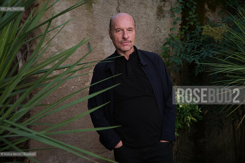 Lo scrittore italiano Eraldo Affinati ha presentato il suo ultimo lavoro “Nella palude del padre” (Feltrinelli) al festival di letteratura PordenoneLegge, Pordenone 17 settembre 2026. ©Andrea Merola/Rosebud2