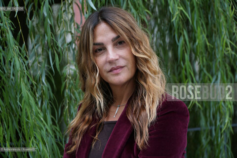 La scrittrice italiana Viola Ardone ha presentato il suo ultimo lavoro “Il treno dei bambini” (Einaudi) al festival di letteratura PordenoneLegge, Pordenone 18 settembre 2026. ©Andrea Merola/Rosebud2