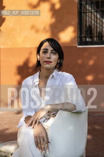 Mantova, Italia, Settembre 2021. La scrittrice e traduttrice italo americana Claudia Durastanti a Festivaletteratura 2021. In uscita per lei nel 2022 la traduzione del suo romanzo La straniera (La Nave di Teseo) in 15 paesi. - Mantua, Italy, September 2021. The writer Claudia Durastanti at Festivaletteratura 2021. Her book Strangers I know will be realese il 2022.