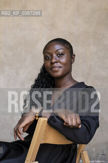 Mantova, Italia, Settembre 2021. La scrittrice Anna Osei a Festivaletteratura 2021 per presentare il suo novo libro Sotto lo stesso sole edito da Mondadori. - Mantua, Italy, September 2021. The writer Anna Osei at Festivaletteratura 2021.