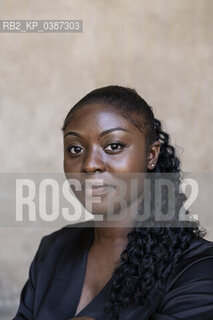 Mantova, Italia, Settembre 2021. La scrittrice Anna Osei a Festivaletteratura 2021 per presentare il suo novo libro Sotto lo stesso sole edito da Mondadori. - Mantua, Italy, September 2021. The writer Anna Osei at Festivaletteratura 2021.