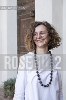 Mantova, Italia, Settembre 2021. La professoressa e scrittrice Fernanda Alfieri a Festivaletteratura 2021 per presentare il suo ultimo lavoro Veronica e il diavolo edito da Einaudi. - Mantua, Italy, September 2021. The professor and writer Fernanda Alfieri at Festivaletteratura 2021.