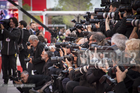 Lido di Venezia, 2 settembre 2017. Fotografi al alvoro sul red carpet della Mostra del Cinema. ©Sebastiano Vianello/Rosebud2