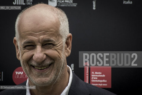 Lido di Venezia, 3 settembre 2018. Lattore Toni Servillo al Lido per la proiezione del film Il teatro al lavoro di Massimiliano Pacifico durante la 75a Mostra del Cinema di Venezia.  ©Sebastiano Vianello/Rosebud2