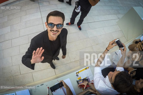 Lido di Venezia, 4 settembre 2018. Il cantante Fabio Rovazzi sul red carpet della 75a Mostra del Cinema di Venezia.  ©Sebastiano Vianello/Rosebud2