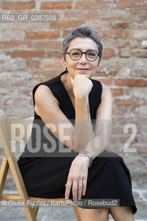 Mantova, settembre 2021. La scrittrice Gigliola Alvisi, ospite al Festivaletteratura. Il suo ultimo libro è “Il lago maledetto” (Gallucci, 2021). ..The Italian writer Gigliola Alvisi attends Festivaletteratura. Her last book published in Italy is “Il lago maledetto” (Gallucci, 2021). .. ©Giulia Rizzini/KartuPhoto/Rosebud2