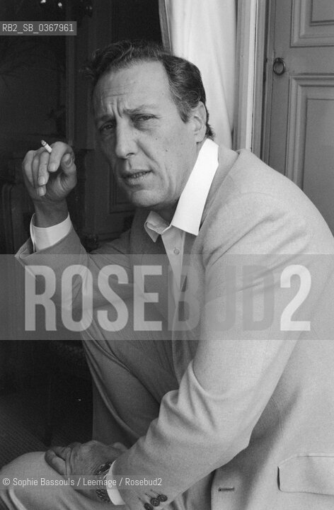 Portrait of Frederick Forsyth le 6 decembre 1984  ©Sophie Bassouls/Leemage/Rosebud2