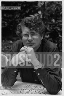 Portrait of Andre Brink, le 18 septembre 1976  ©Sophie Bassouls/Leemage/Rosebud2