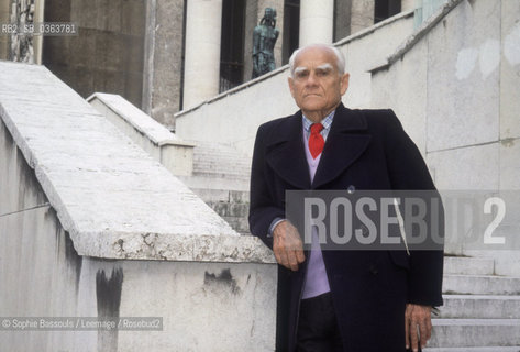 18 May 1983, Paris, France --- Italian Novelist Alberto Moravia  ©Sophie Bassouls/Leemage/Rosebud2