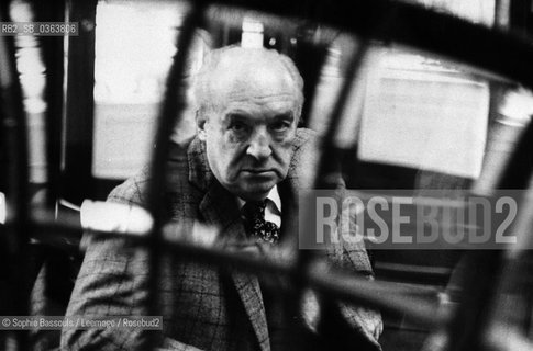 04 May 1975, Switzerland --- Vladimir Nabokov (1899-1977) in exile after publishing <Lolita>, the audacity of which caused a scandal. The book was not published in the US until 1958, three years after its publication by a Parisian publisher, Olympia Press. In 1961, Nabokov moved to Switzerland, where he died in 1977.  ©Sophie Bassouls/Leemage/Rosebud2