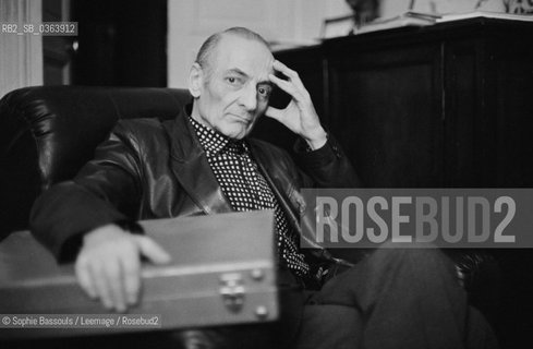 Portrait of Maurice Roche at Paris, le 2 decembre 1986  ©Sophie Bassouls/Leemage/Rosebud2