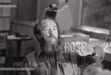  SOLJENITSYNE Alexandre (Solzhenitsyn ou Solzenicyn ou Solzhenitsyn) - 30 Oct 1983, Maine, USA --- Russian Writer and Nobel Prize Winner Alexandre Soljenitsyne  ©Sophie Bassouls/Leemage/Rosebud2