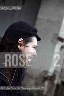 Portrait de Asli Erdogan, photos prises a Saint-Nazaire (Saint Nazaire, France) dans lancienne base des sous-marins allemands, le 21/11/2009  ©Sophie Bassouls/Leemage/Rosebud2